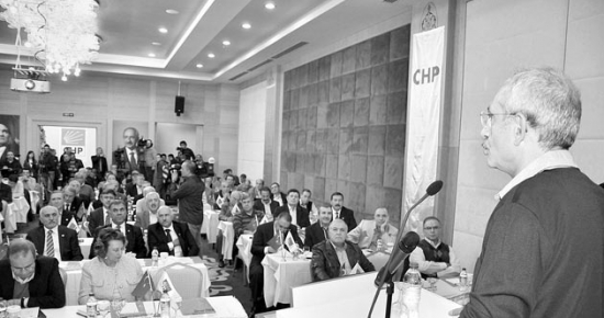 CHP, yeni yasama dönemi için kampa giriyor