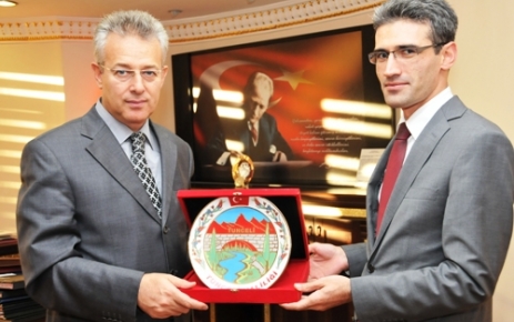 Hakim Mustafa Arslan Veda Ziyaretinde Bulundu