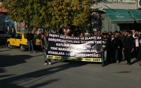 Elazığ'daki olaylar Tunceli'de yürüyüşlü protesto edildi