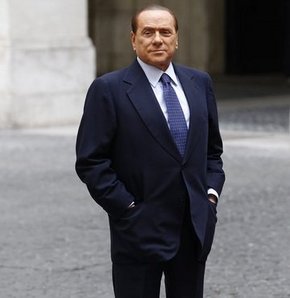 Berlusconi hükümeti kritik oylamayı kazandı