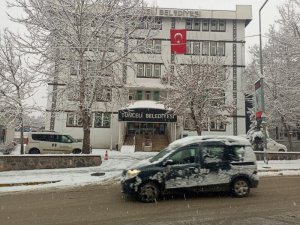 Dersim’de özlenen kar yağışı başladı