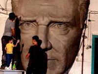 Malatya’ya 4,5 metrelik Atatürk maskı