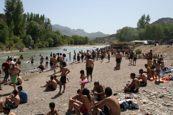 Tunceli’de plaj zamanı galerisi resim 4