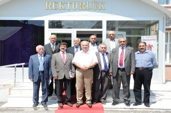 Dersim Halk Heyeti Rektör Boztuğ’u ziyaret etti galerisi resim 2