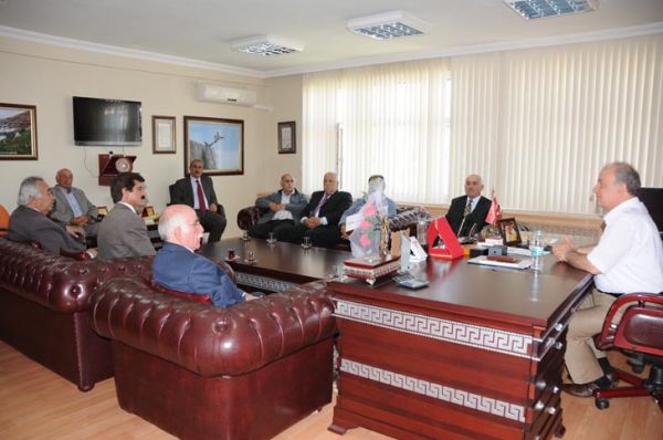 Dersim Halk Heyeti Rektör Boztuğ’u ziyaret etti galerisi resim 4