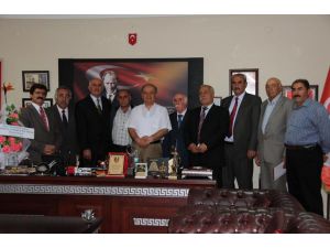 Dersim Halk Heyeti Rektör Boztuğ’u ziyaret etti