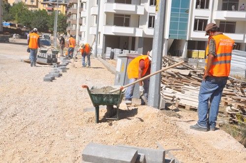 Atatürk Mahallesi’nde Kaldırım Çalışmaları Başladı galerisi resim 1