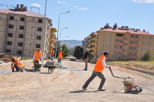 Atatürk Mahallesi’nde Kaldırım Çalışmaları Başladı galerisi resim 2