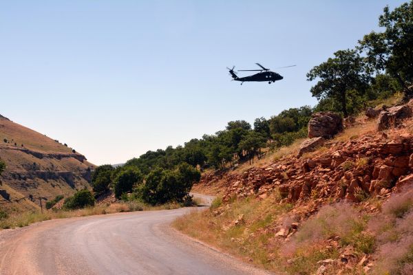 Tunceli'de Karayoluna Bombalı Tuzak galerisi resim 3