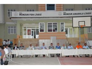 Munzur Eğitim Kurumları İftar Verdi