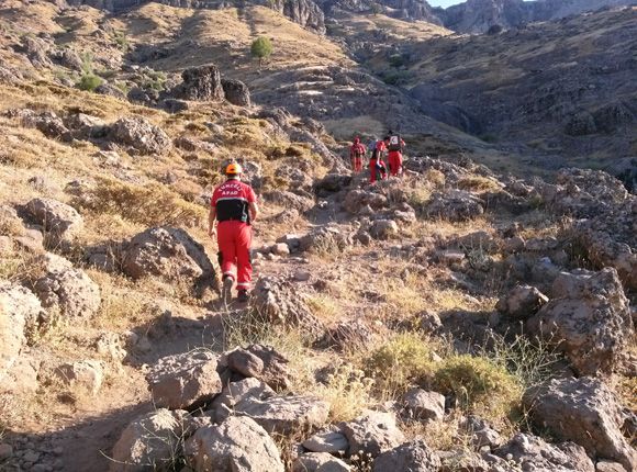 Ekipler, Mahsur kalan vatandaşları kurtardı galerisi resim 3