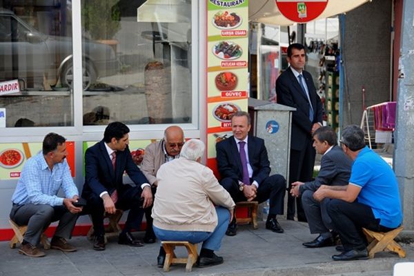 Vali Güner, Taksi Durağını Ziyaret Etti galerisi resim 2