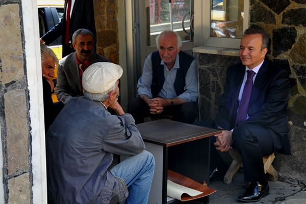 Vali Güner, Taksi Durağını Ziyaret Etti galerisi resim 3