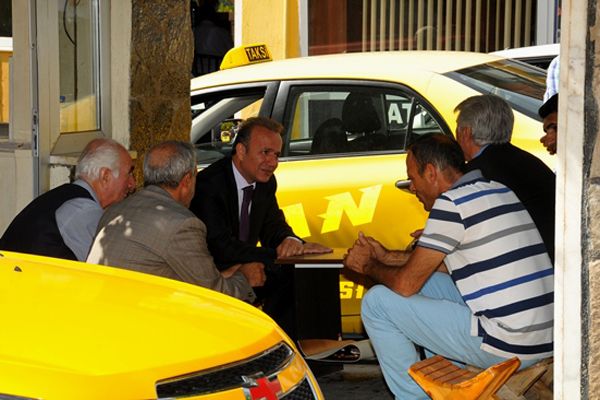 Vali Güner, Taksi Durağını Ziyaret Etti galerisi resim 4