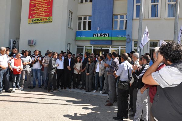 Şahin, grev yapan işçileri ziyaret etti galerisi resim 3