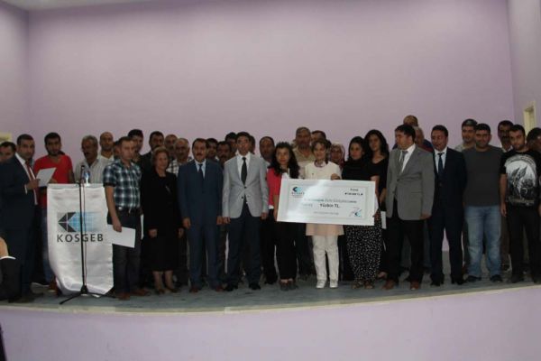 Tunceli'de 114 Kişiye Uygulamalı Girişimcilik Kurs galerisi resim 3