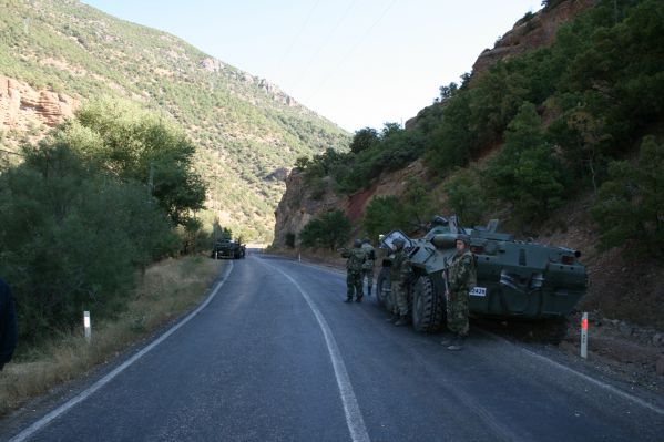 Karayolu, 24 saat sonra açıldı galerisi resim 3