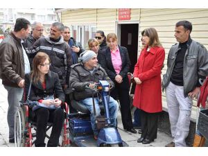 Tunceli Belediyesi'nden Engellilere Akülü Araç