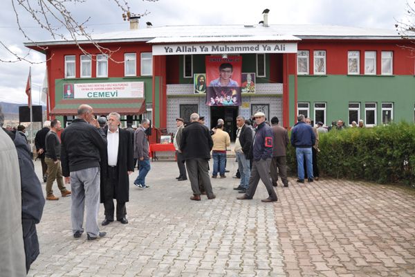 Tunceli Cemevi Dedesi Başbakan 'Başınız Sağolsun' galerisi resim 2