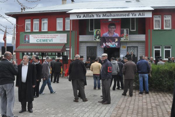 Tunceli Cemevi Dedesi Başbakan 'Başınız Sağolsun' galerisi resim 4