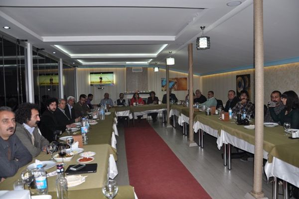 Belediye Başkanı Şahin'den Gazetecilere Plaket galerisi resim 3