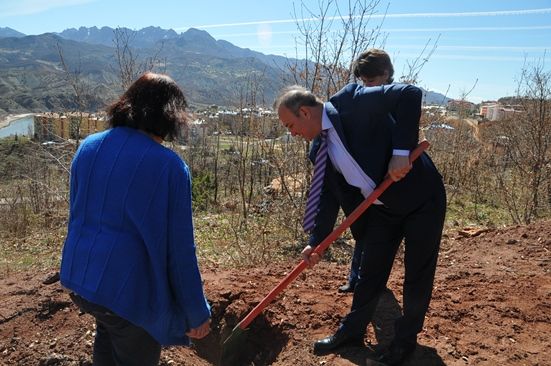 Tunceli'de ağaçlandırma çalışmaları başladı galerisi resim 3