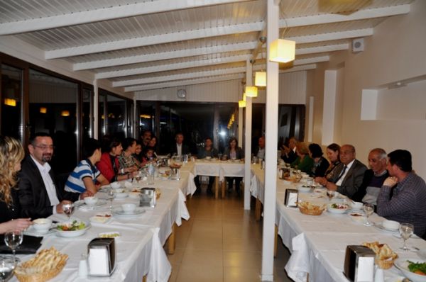 Şahin, Meclis üyeleriyle veda Yemeğinde Buluştu galerisi resim 2