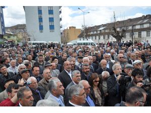 Kılıçdaroğlu'na Yumruklu Saldırı Tunceli'de Protes