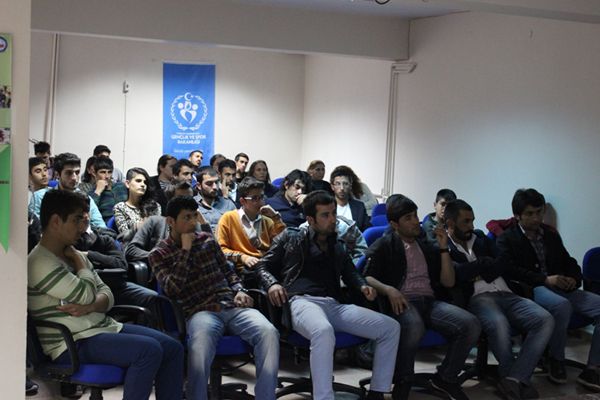 “Çocuk ve Gençlik Hakları” konulu seminer düzenlen galerisi resim 2