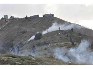 Kalekol inşaatında gerginlik: 1'i ağır, 2 yaralı