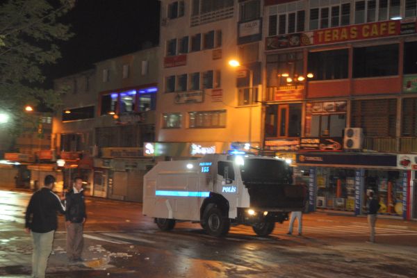 Molotof atan gruba müdahale galerisi resim 3