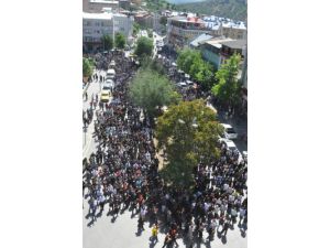 Binlerce kişi Soma için yürüdü