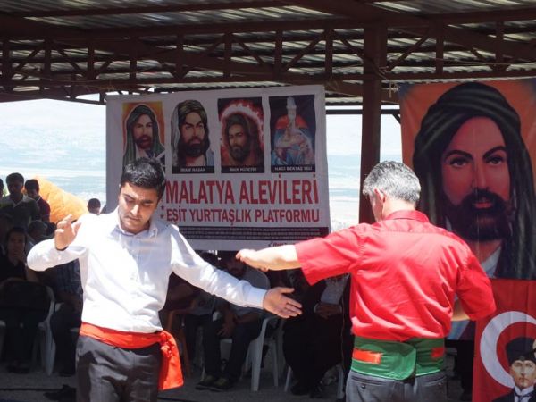 Boztuğ, anma törenine katıldı galerisi resim 3