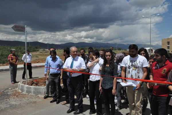 Seyit Rıza'nın ismini kampüste bir caddeye verdi galerisi resim 1