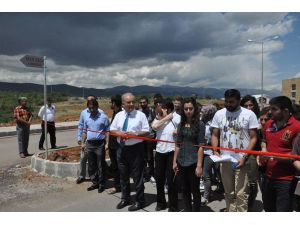 Seyit Rıza'nın ismini kampüste bir caddeye verdi