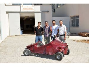 Tunceli'de üniversiteliler "mini araç" üretti