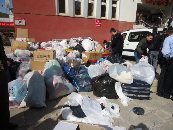 Tunceli’den Van’a yardım galerisi resim 1