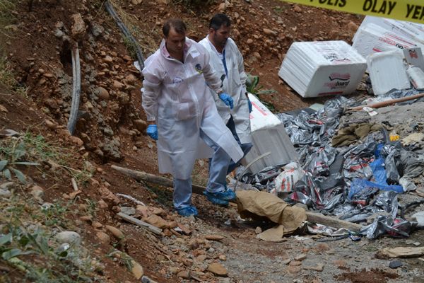 İnsan kemikleri bulundu galerisi resim 1