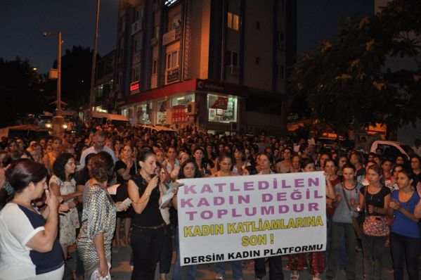 Kadın katliamlarını yürüyüşle protesto etti galerisi resim 2