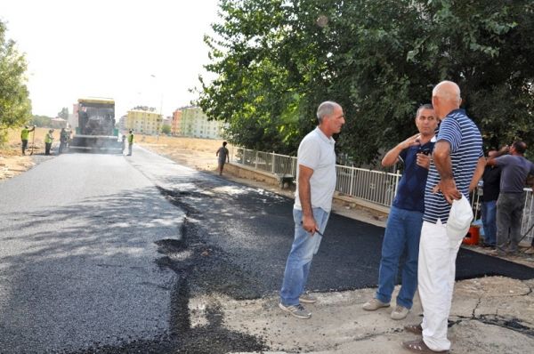 Asfalt çalışmaları tüm hızıyla sürüyor galerisi resim 1