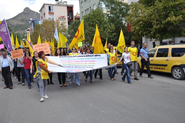 Tunceli'de Eğitimciler grev yaptı galerisi resim 2