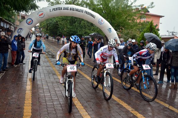 Pertek'teki Dağ Bisikleti Festivali sona erdi galerisi resim 5