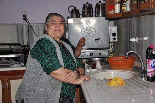 Tunceli'de "ana-kız kahvehanesi" ilgi görüyor galerisi resim 3