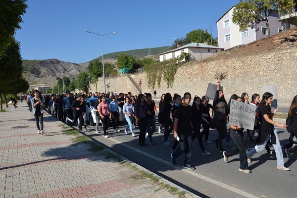 Tunceli'de esnaf kepenk kapattı galerisi resim 3