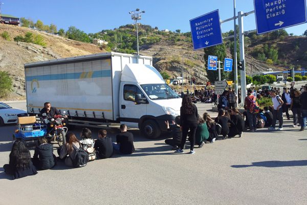 Tunceli'de esnaf kepenk kapattı galerisi resim 5