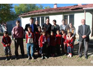 Öğrenci Konseyi giyim yardımı yaptı