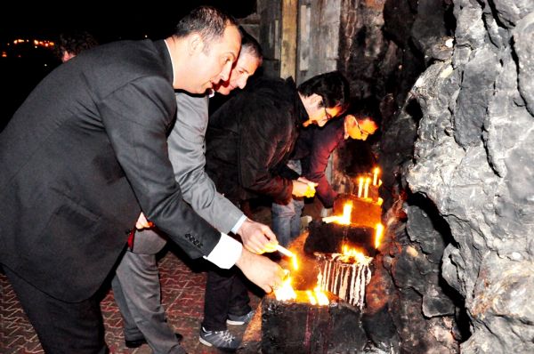 Belediye Eş Başkanları çıla yakıp niyaz dağıttı galerisi resim 4