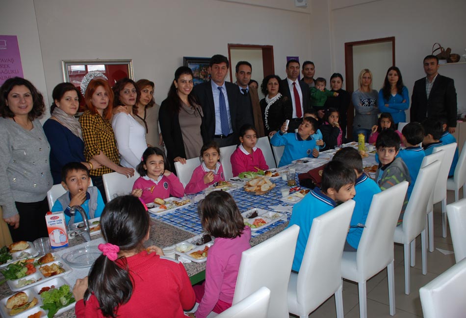 Elif Güntaş İlkokulu’ndan ‘Beslenebilirim Projesi’ galerisi resim 2