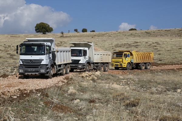 Tuncelili Kumru teyze için mezraya yol yapıldı galerisi resim 7