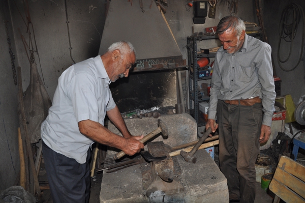 Dersim’in tek demirci ustası destek bekliyor galerisi resim 5